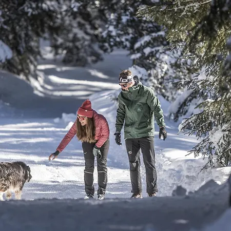 Neuwalder דירה *