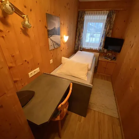 Neuwalder Apartman *